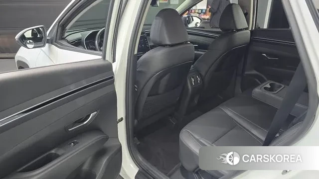 Hyundai Tucson Hybrid (NX4) 2021 Белый из Кореи, фото 2