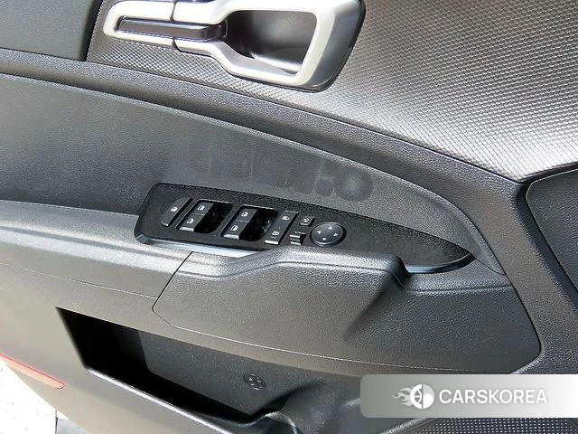 Kia Sportage 5th Generation 2024 Белый из Кореи, фото 2