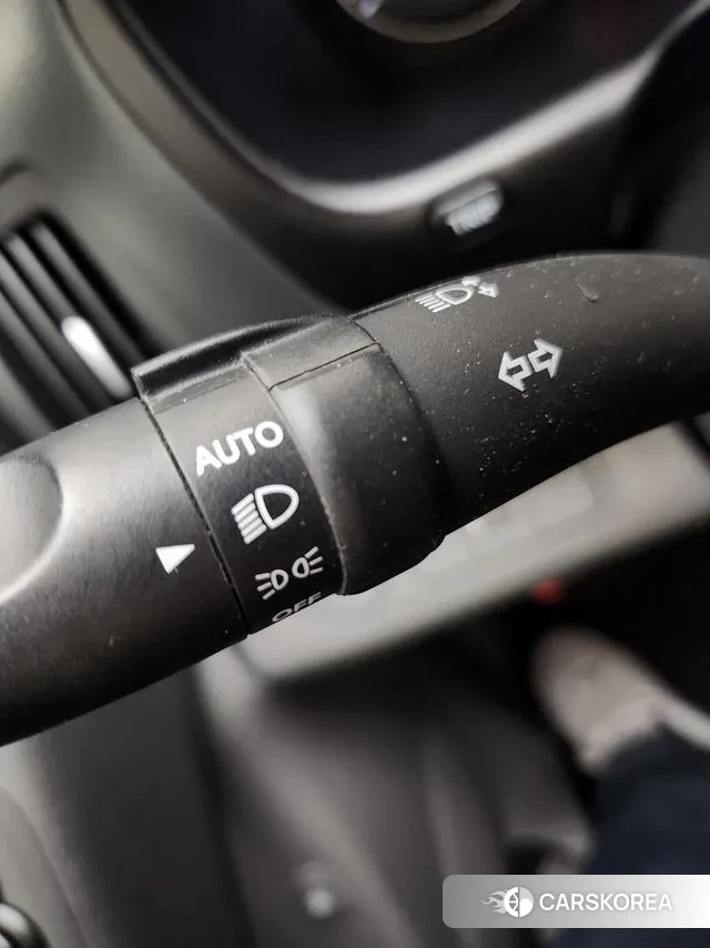 Hyundai The New Grand Starex 2021 Белый из Кореи, фото 2