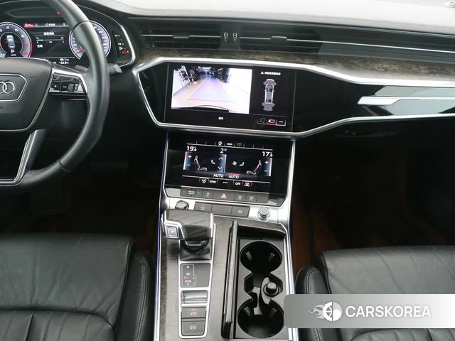 Audi A6L 2021 Черный из Китая, фото 2