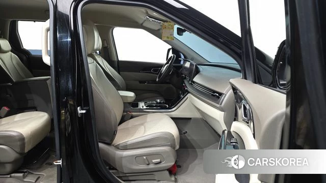 Kia Carnival 4th generation 2021 Черный из Кореи, фото 2
