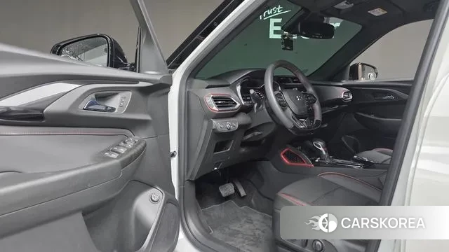 Chevrolet (GM Daewoo) Trailblazer 2022 Белый из Кореи, фото 2