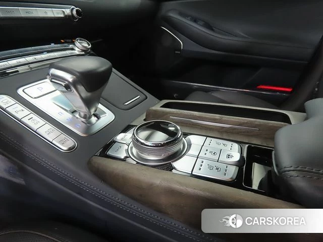 Genesis G90 2019 Черный из Кореи, фото 2