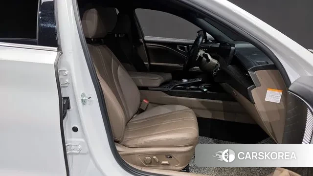 Kia K8 Hybrid 2023 Белый из Кореи, фото 2