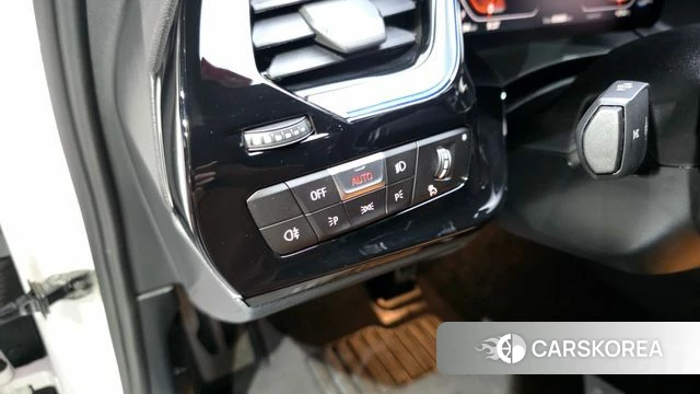 BMW Z4 (G29) 2022 Белый из Кореи, фото 2