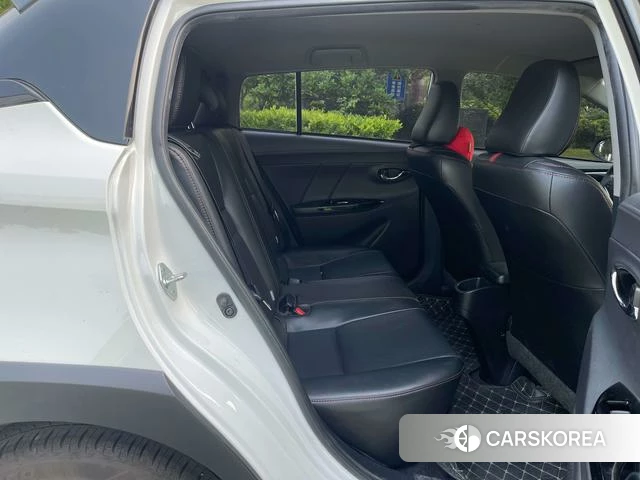 Toyota YARIS L Zhixuan 2022 Белый из Китая, фото 2