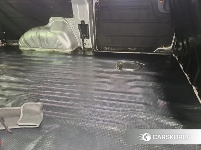 Hyundai The New Grand Starex 2019 Серебристо-серый из Кореи, фото 2