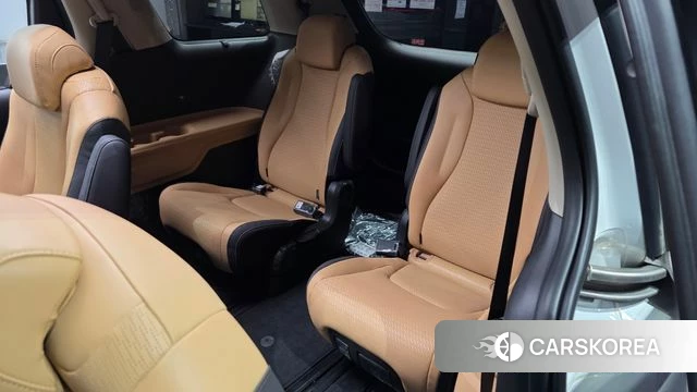 Kia Carnival 4th generation 2023 Белый из Кореи, фото 2