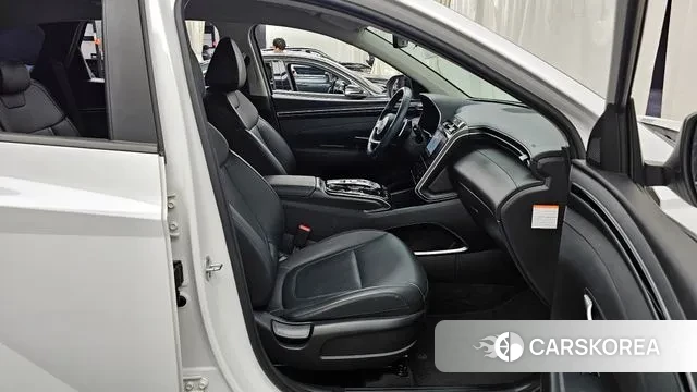 Hyundai Tucson Hybrid (NX4) 2021 Белый из Кореи, фото 2