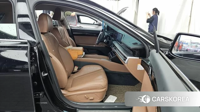 Hyundai Grandeur Hybrid (GN7) 2024 Черный из Кореи, фото 2