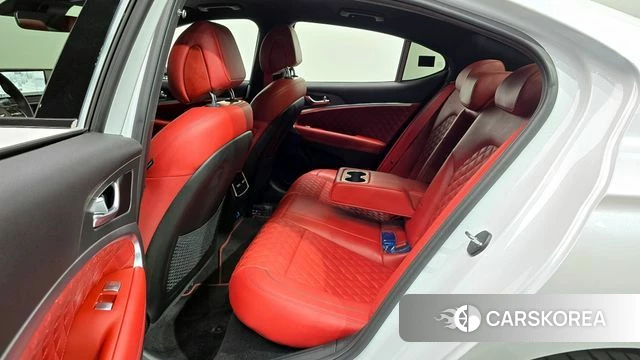 Genesis The New G70 2025 Белый из Кореи, фото 2