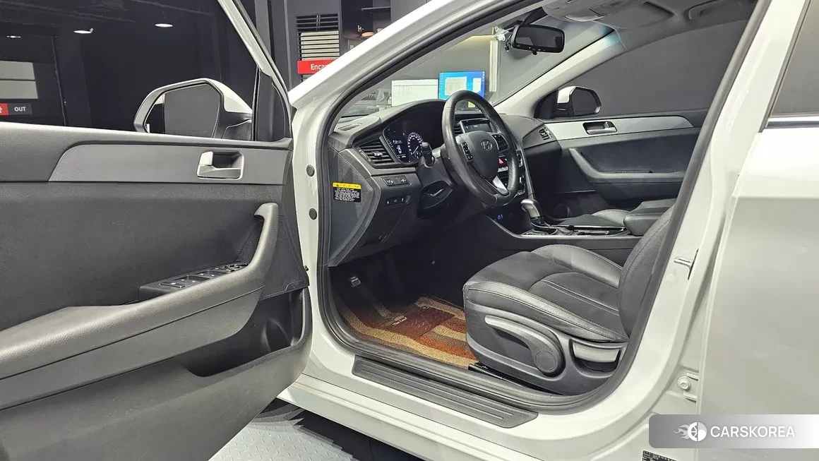 Hyundai Sonata New Rise 2018 Белый из Кореи, фото 2