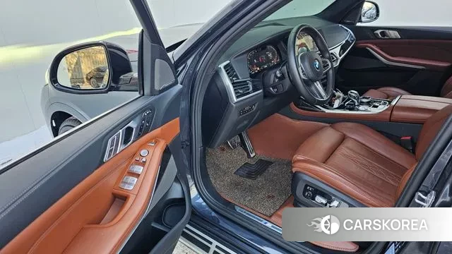 BMW X7 (G07) 2021 Серый из Кореи, фото 2