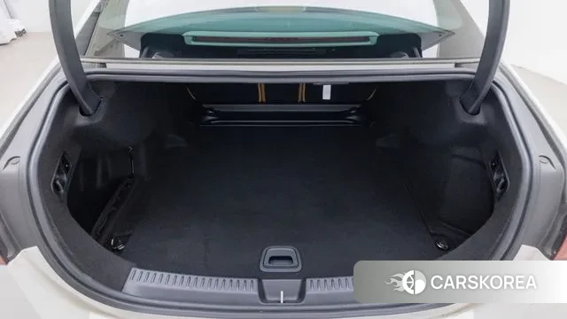 Mercedes-Benz E-Class W214 2024 Белый из Кореи, фото 2