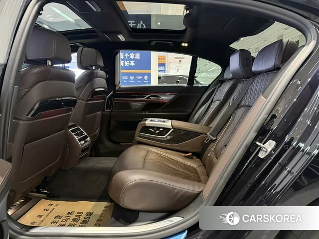 BMW 7 series 2021 Черный из Китая, фото 2