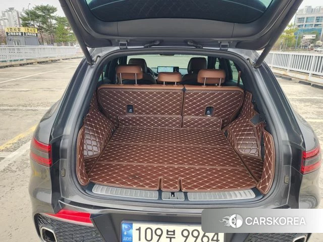 Genesis GV70 2023 Серый из Кореи, фото 2