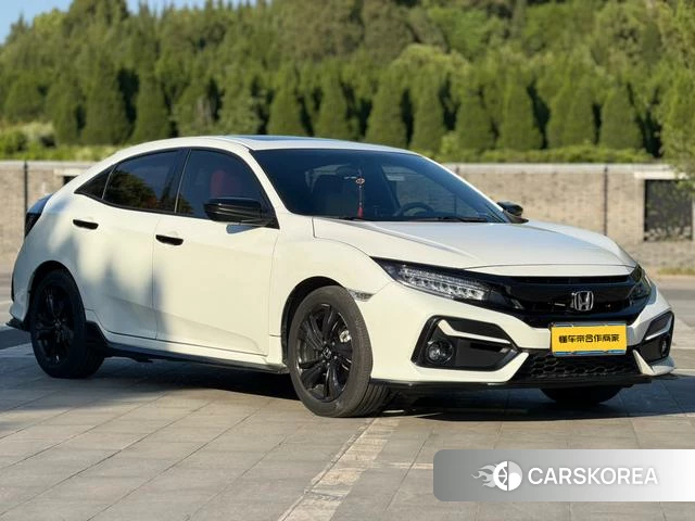 Honda Civic 2022 Белый из Китая, фото 2