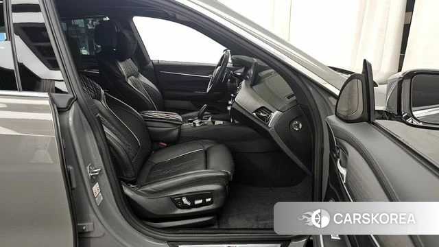 BMW 6 Series GT (G32) 2022 Серый из Кореи, фото 2