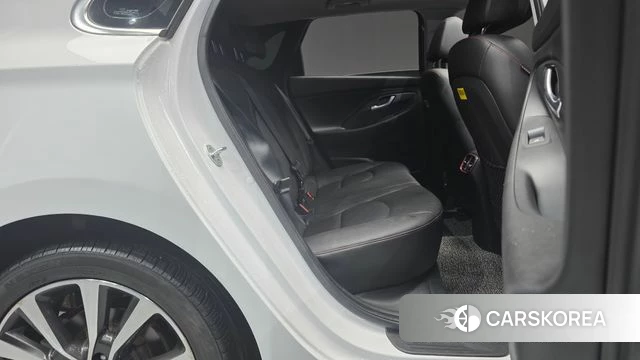 Hyundai i30 (PD) 2018 Белый из Кореи, фото 2