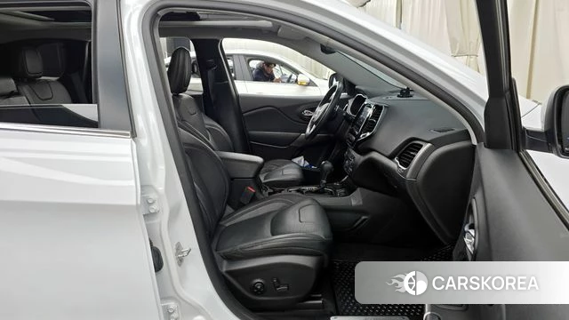 Jeep Cherokee (KL) 2021 Белый из Кореи, фото 2