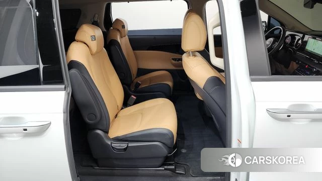 Kia Carnival 4th generation 2023 Белый из Кореи, фото 2