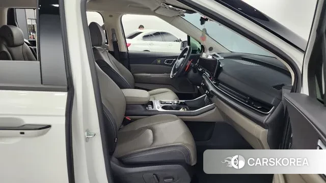 Kia The New Carnival 4th Generation 2024 Белый из Кореи, фото 2