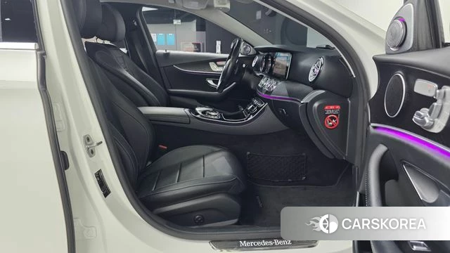 Mercedes-Benz E-Class W213 2020 Белый из Кореи, фото 2