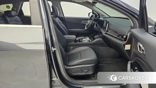 Kia Sportage 5th Generation Hybrid 2023 Серый из Кореи, фото 2