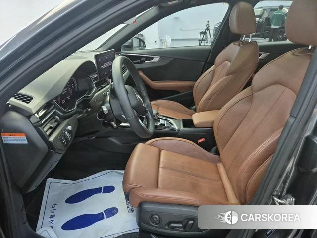 Audi A4 (B9) 2023 Серый из Кореи, фото 2