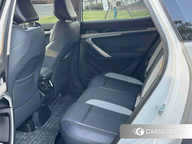 Geely Automobile Boyue L 2025 Другой из Китая, фото 2