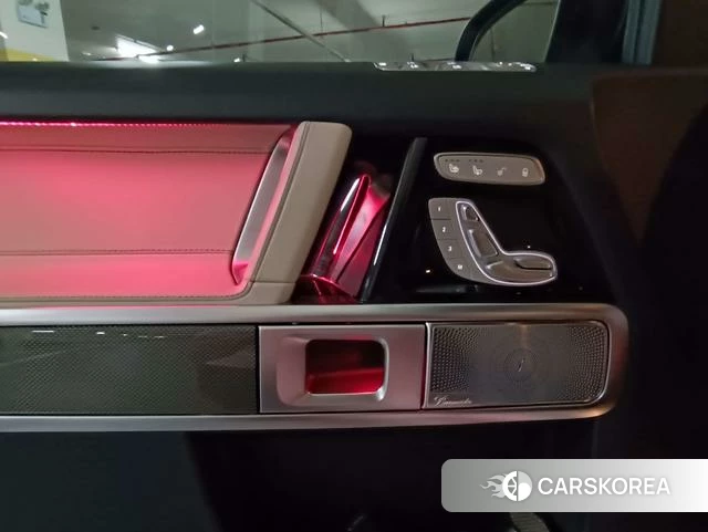 Mercedes-Benz G-class 2023 Белый из Китая, фото 2