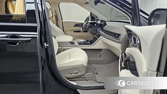 Kia Carnival 4th generation 2022 Черный из Кореи, фото 2