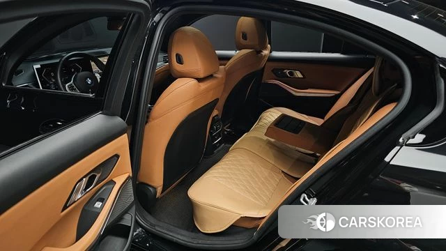 BMW 3 Series (G20) 2024 Черный из Кореи, фото 2