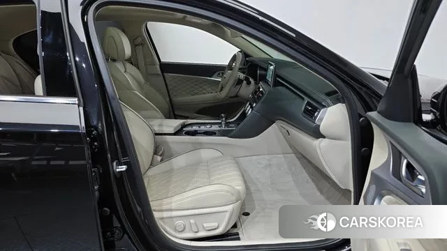 Genesis G70 2019 Черный из Кореи, фото 2