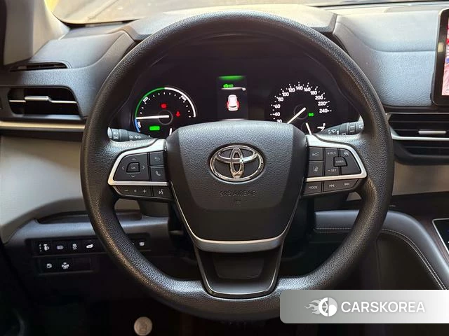 Toyota Grevia 2025 Белый из Китая, фото 2