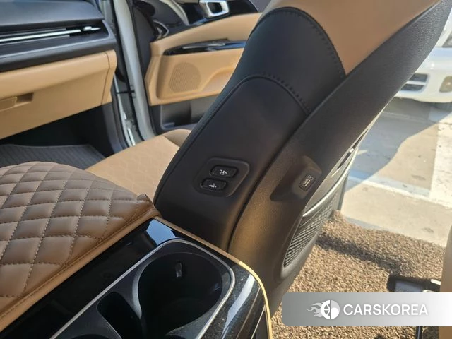 Kia Carnival 4th generation 2021 Белый из Кореи, фото 2