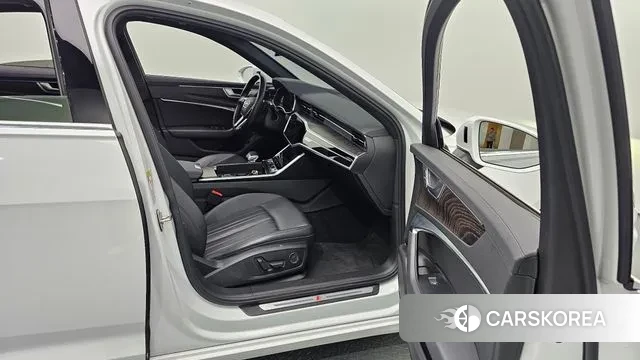 Audi A6 (C8) 2020 Белый из Кореи, фото 2