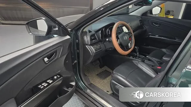 Ssangyong Tivoli Air 2018 Зеленый из Кореи, фото 2