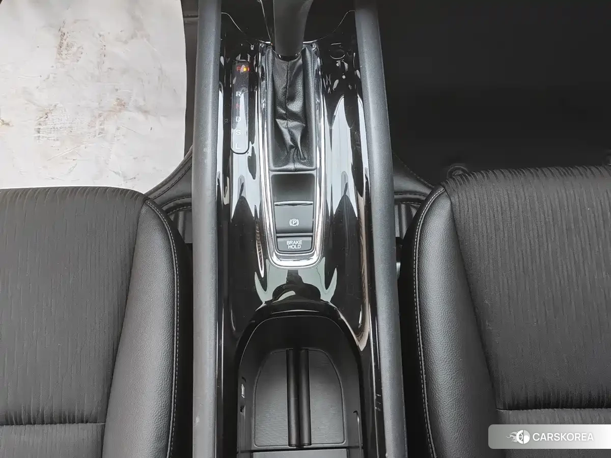 Honda Vezel 2022 Белый из Китая, фото 3