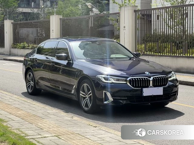BMW 5 series 2023 Черный из Китая, фото 2
