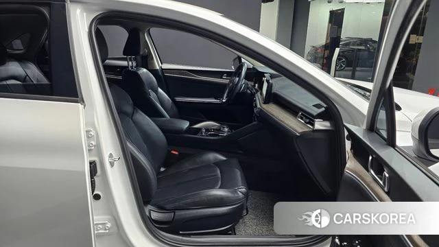 Kia K5 3rd generation 2021 Белый из Кореи, фото 2