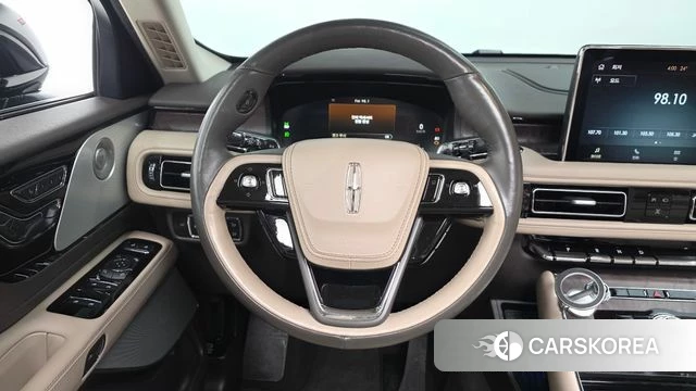 Lincoln Aviator 2nd generation 2022 Серый из Кореи, фото 2