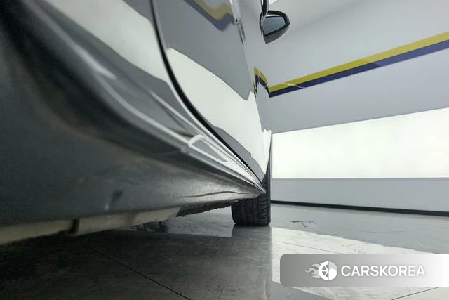 Audi A4L 2023 Темно-серый из Китая, фото 2
