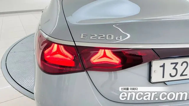 Mercedes-Benz E-Class W214 id 2842208 из Кореи 2