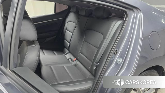 Hyundai Avante AD 2018 Серый из Кореи, фото 2