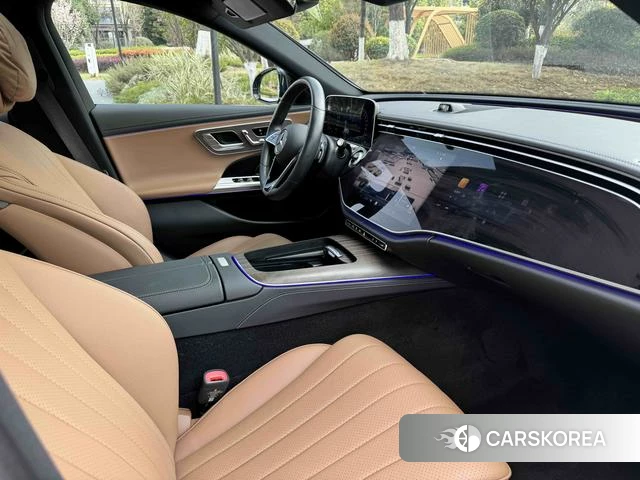 Mercedes-Benz E-class PHEV 2024 Черный из Китая, фото 2