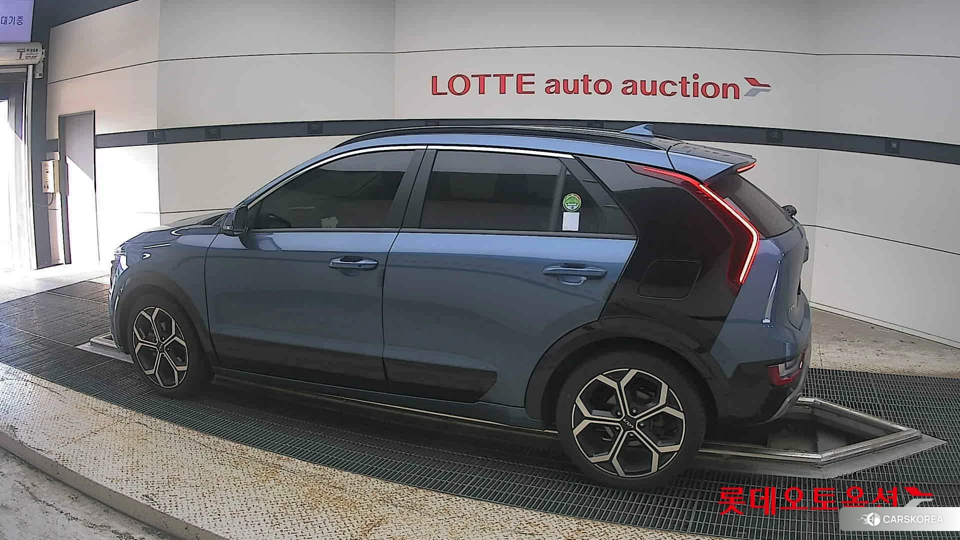 Kia Niro Hybrid 2022 Mineral Blue из Кореи, фото 2