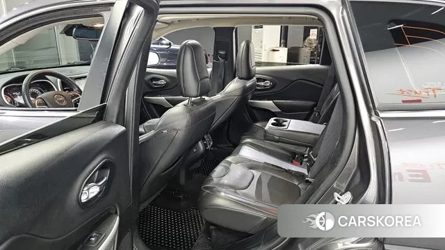 Jeep Cherokee (KL) id 2903130 из Кореи 2