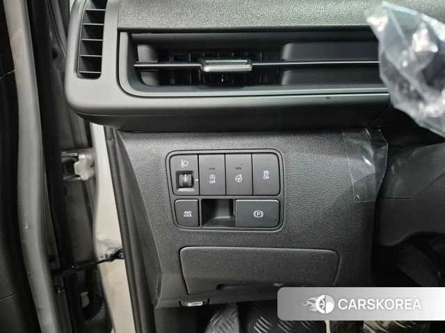Hyundai Staria 2025 Серебристо-серый из Кореи, фото 2