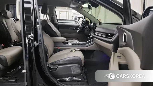 Kia The New Carnival 4th Generation 2025 Черный из Кореи, фото 2